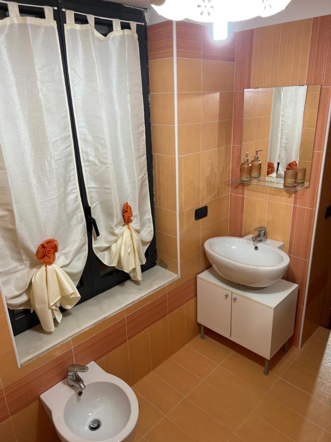 Casa Montesanto 21 * Napoli